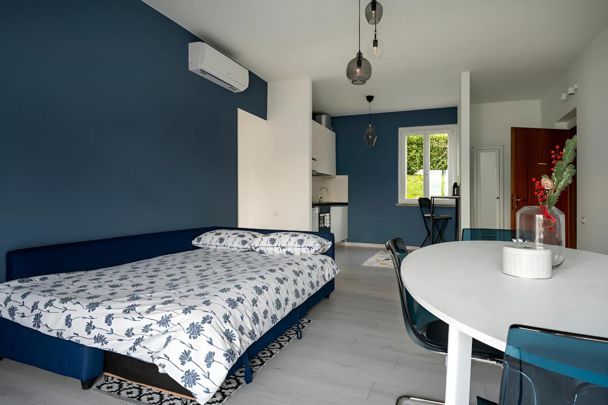 Happy Guest Apartments - Blue Apartment Riva di Solto Exteriör bild